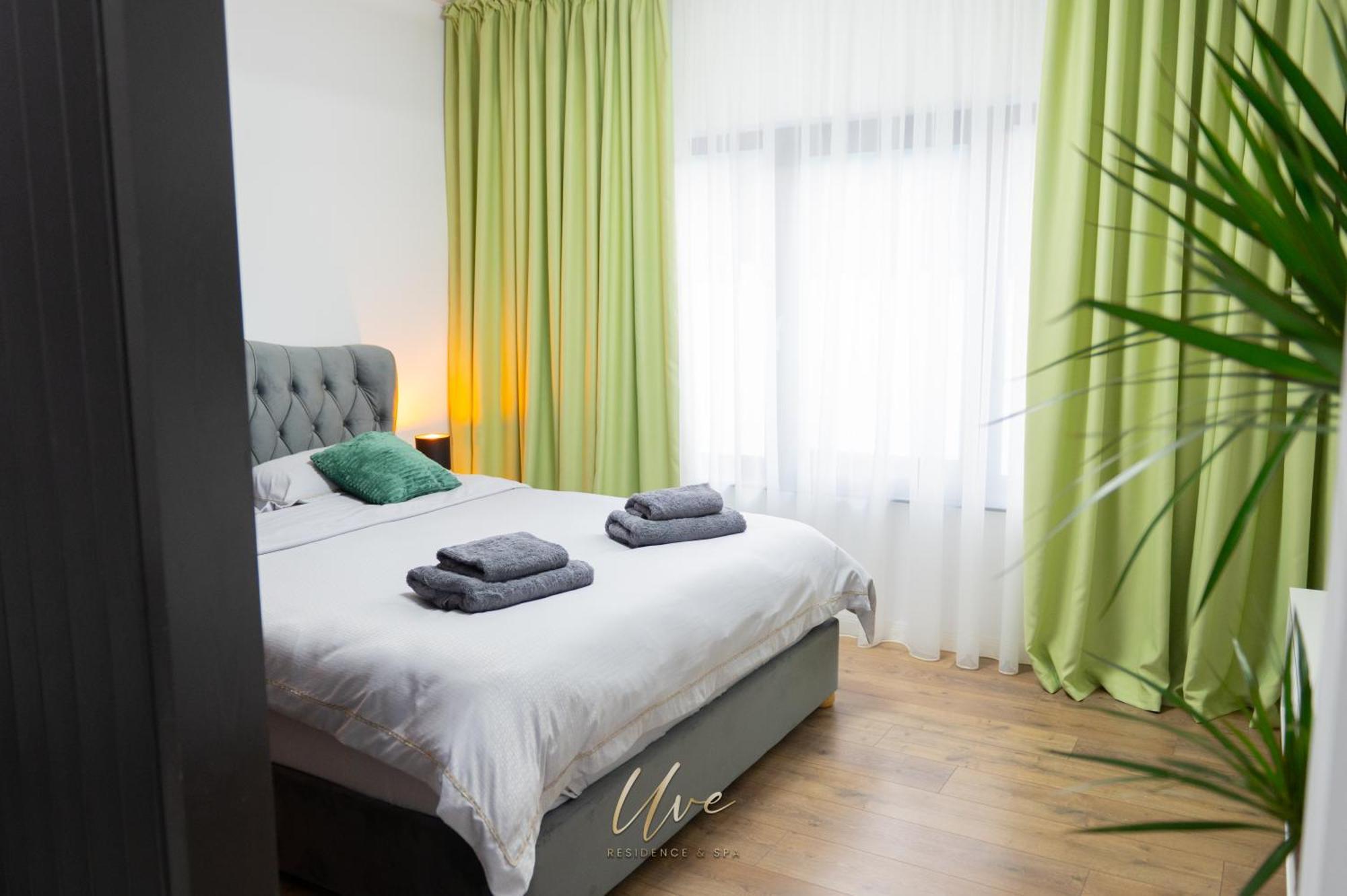 Uve Residence & Spa Piatra Neamt Exterior photo
