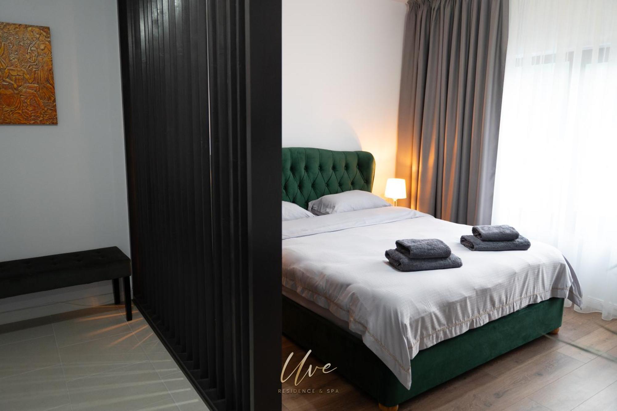 Uve Residence & Spa Piatra Neamt Exterior photo