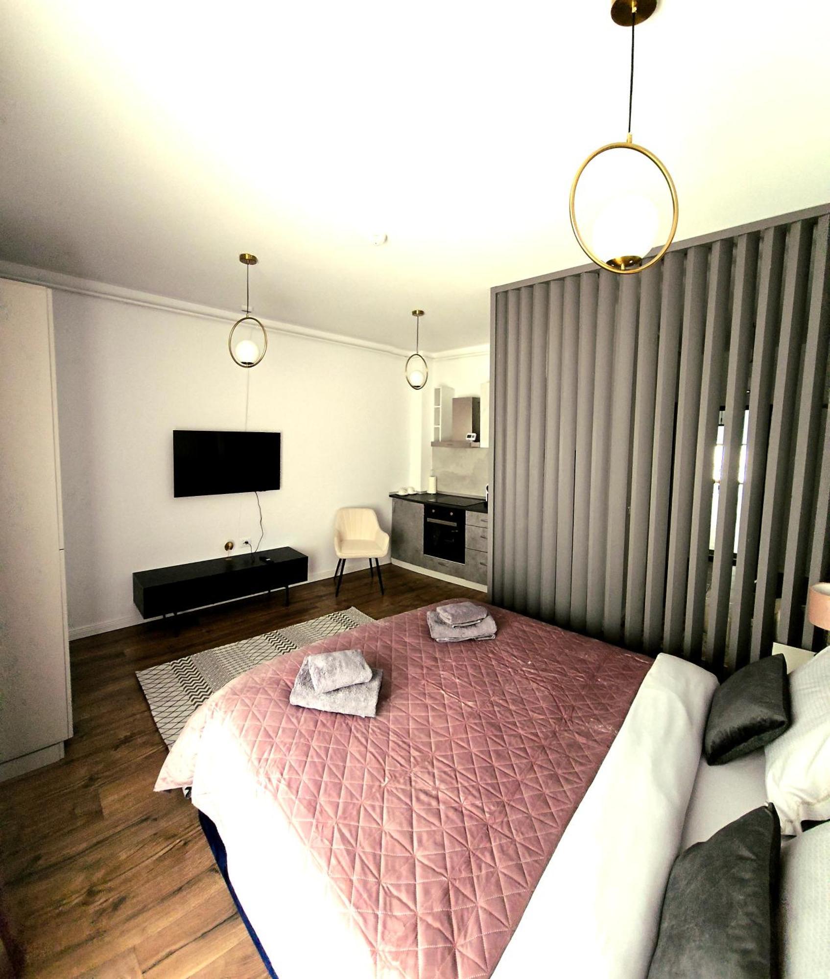 Uve Residence & Spa Piatra Neamt Room photo